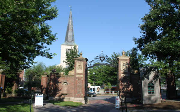 港股T+0配资 禁止哈佛招国际生，特朗普要亲手断送美国繁荣根本 | 京酿馆