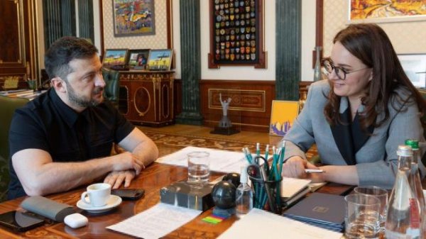 赢翻网 泽连斯基将改组内阁 提议新总理人选