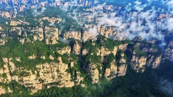 弘益配资 张家界国家森林公园鹞子寨景区9月27日将重新开放